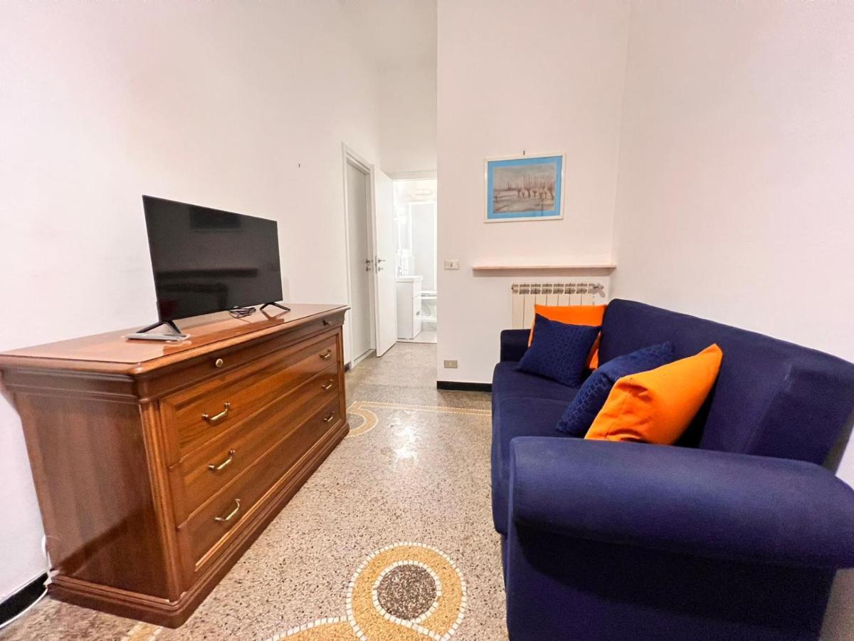 Savona Casa Vacanze Vicino Mare 3 Minuti Wifi מראה חיצוני תמונה